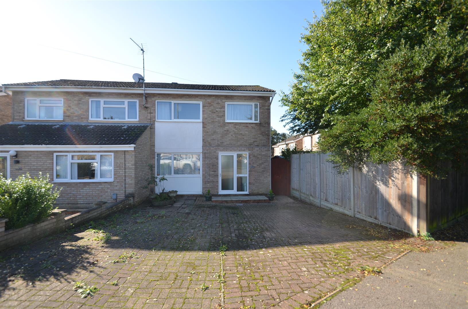 Bedford Road Shefford